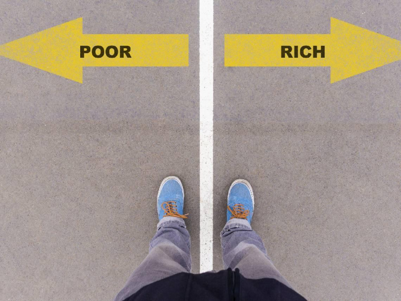 爸媽沒存退休金，老了只能靠子女...他揭「貧窮複製」殘酷真相！快做這4件事，別讓孝親費吃掉3代人生